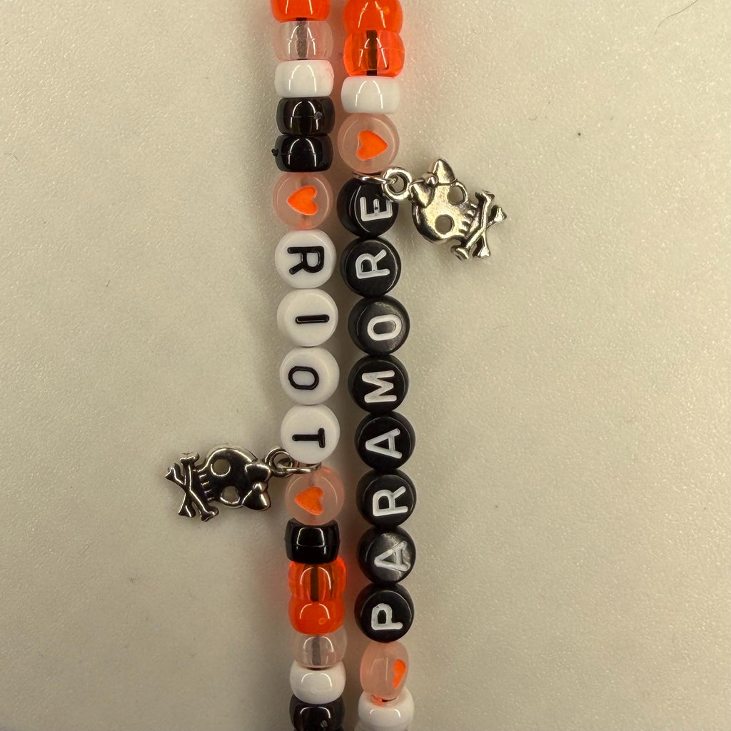 PARAMORE - Riot! Album Inspired Friendship Bracelets