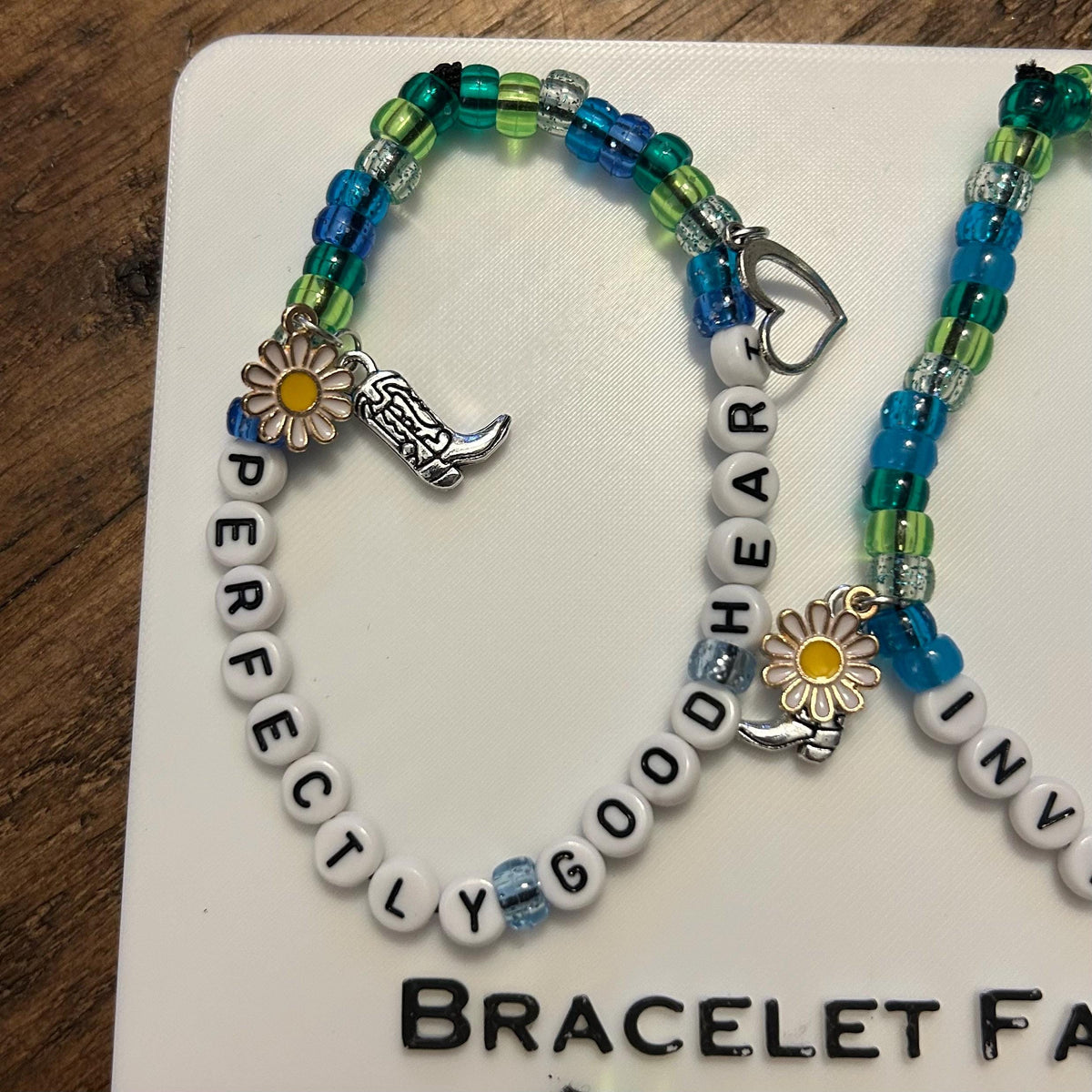 Taylor Swift - “Debut” album inspired friendship bracelets
