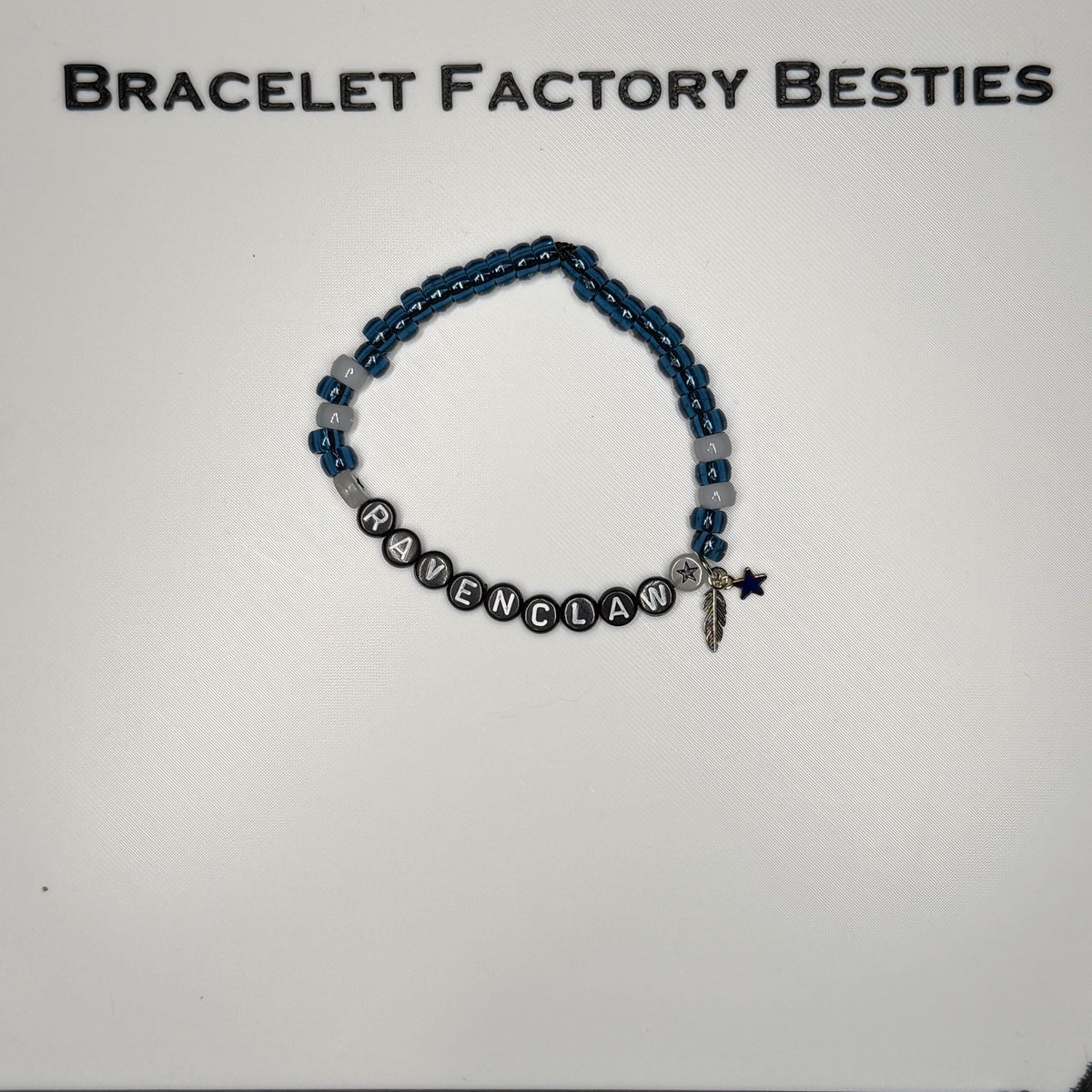 Harry potter Themed - Hogwarts House inspired friendship bracelets!