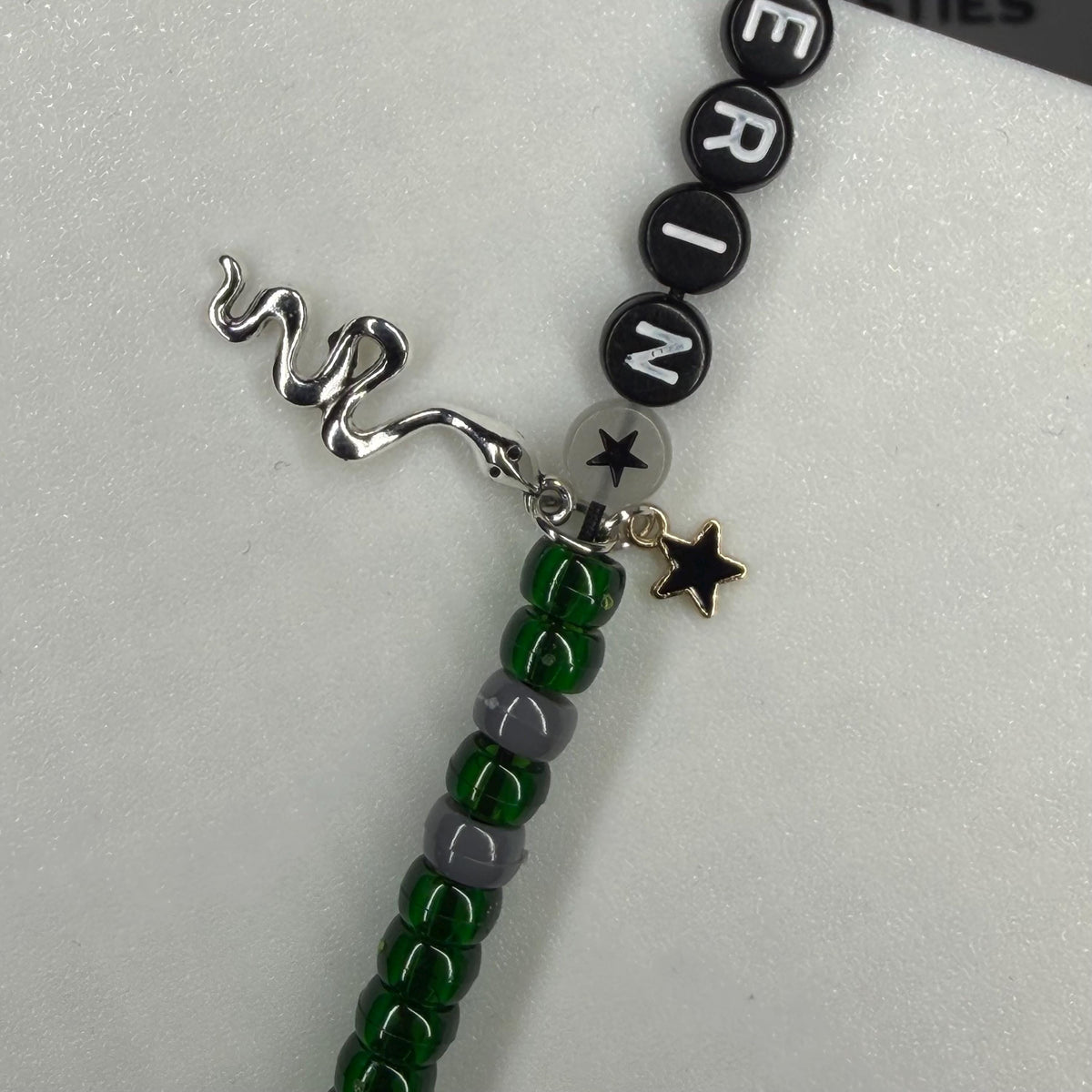 Harry potter Themed - Hogwarts House inspired friendship bracelets!